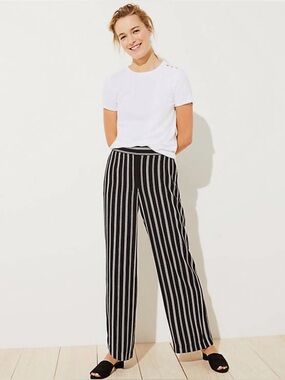 LOFT Black & White Vertical Stripe Wide-Leg Pull on Pants- Size XSP